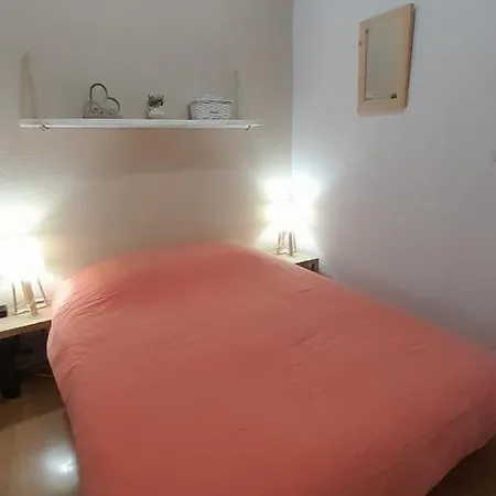 T2 Hyper Centre Luchon דירה