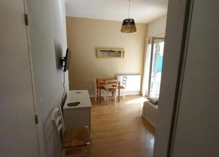 T2 Hyper Centre Luchon Apartman